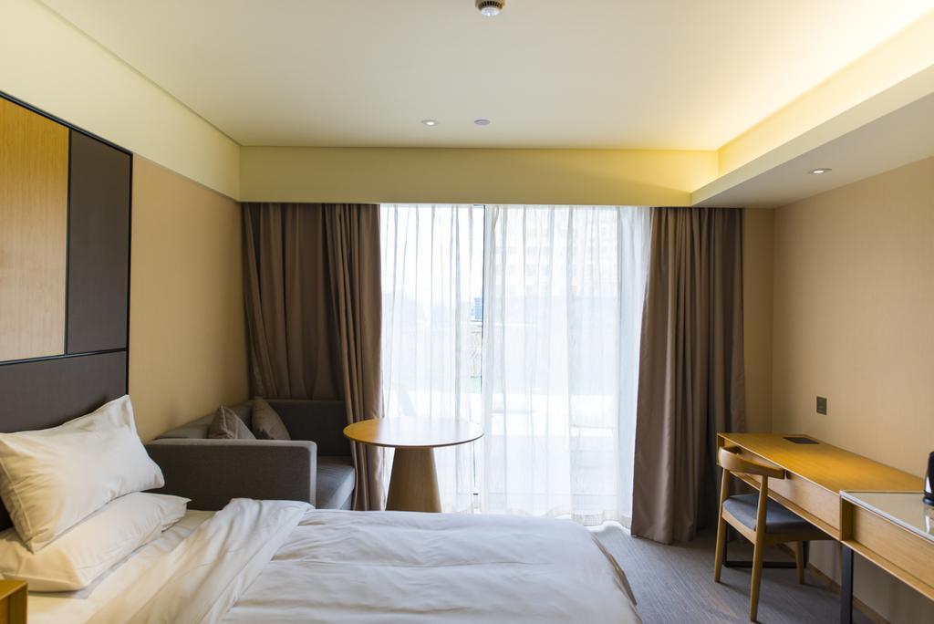 Ji Hotel Shanghai Hongqiao Wuzhong Road Bagian luar foto