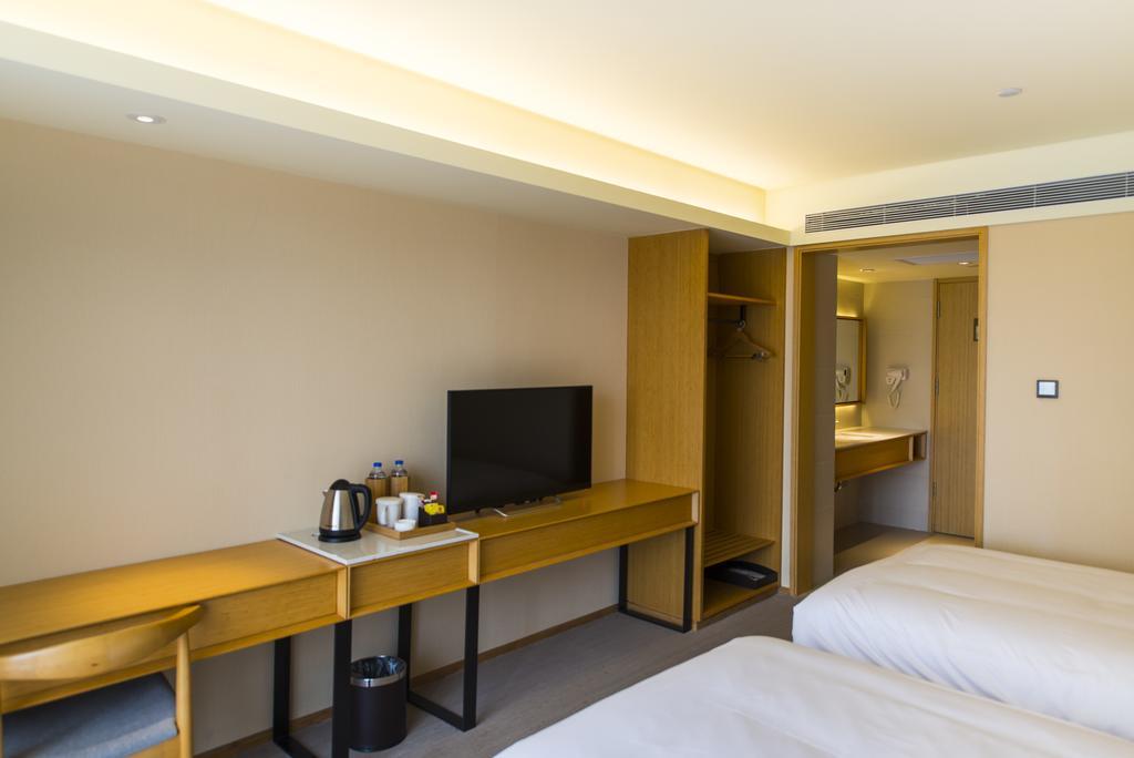 Ji Hotel Shanghai Hongqiao Wuzhong Road Bagian luar foto